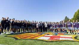 Barcelona'nın erkek takımı birinci sınıf, kadın takımı ekonomi uçtu