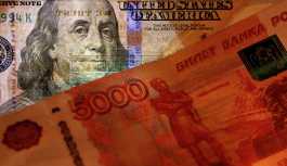 ‘Türkiye'deki panik devam ederse, dolar 70-75 rubleyi bulabilir'