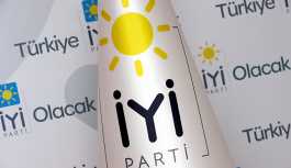 İYİ Parti'de 53 yönetici daha istifa etti