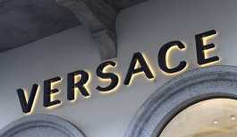 Michael Kors ünlü moda devi Versace'yi 2.1 milyar dolara satın alacak