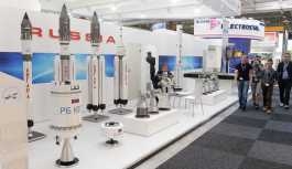 Roscosmos: Musk’ın tekrar kullanılabilir roketi Sovyet teknolojilerine dayanıyor