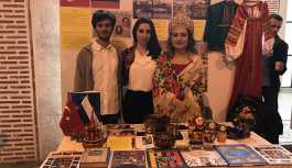 ‘Rusya'yla ilişkilerimiz arttıkça Rusçaya olan ilgi de artıyor'