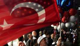 Türk halkının yüzde 74'ü dolara karşı yerel para birimiyle ticareti savunuyor