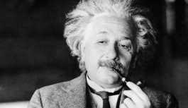 Einstein'ın Tanrı'yı reddettiği mektubu rekor fiyata satıldı