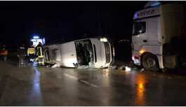 İşçileri taşıyan minibüs TIR'la çarpıştı: 4 ölü, 16 yaralı