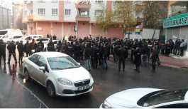 TJA’lıların açlık grevine girdiği HDP il binasına polis baskını