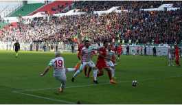 Amedspor 3 puanı 3 golle aldı