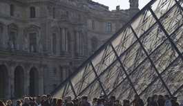 Beyonce ile Jay-Z'nin çektiği klip sayesinde Louvre Müzesi ziyaretçi rekoru kırdı