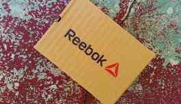 Reebok Rusya’nın ‘Erkeklerin suratına otur’ çağrılı kampanyası infial yarattı