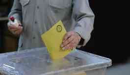 Binali Yıldırım'ın oy kullandığı sırada sınıfın içerisinde yalnızca TRT ve ajans kameraları olacak