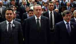 AKP’de köprüler yıkıldı