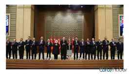 Kulis: 4 bakan gidici, biri ortada, 3 bakan kalıyor