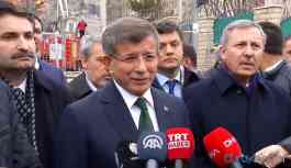 Ahmet Davutoğlu: Deprem için toplanan her kuruş deprem için harcanmalı