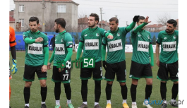 Sponsor bulunmayınca formalara 'kiralık' yazdılar!