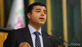 Demirtaş: Milletvekilimiz Murat Sarısaç’ın aracı haydutvari bir şekilde durduruldu!