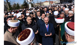 AKP'liler Diyanet'in virüs genelgesini dikkate almadı!