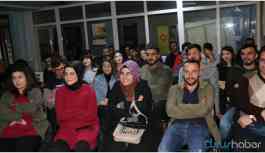 Kürtçe stand-up "Qirdik" sahnelendi