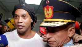 Efsane futbolcu Ronaldinho tutuklandı!