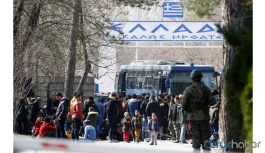 Sınırdaki mülteciler otobüslerle geri gönderiliyor