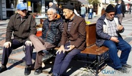 65 yaş üstüne sokağa çıkma izni geliyor
