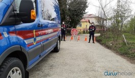 Valilik, ev karantinasının olduğu mahalleyi komple karantinaya aldı
