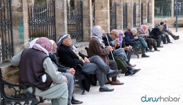 65 yaş üstü vatandaşların sokağa çıkabileceği saatler değişti