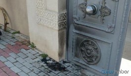 Ermeni Kilisesi’ne ırkçı saldırı: "Koronavirüsü bunlar bela etti"
