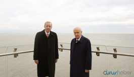 Erdoğan ile Bahçeli hatıra fotoğrafı çektirdi