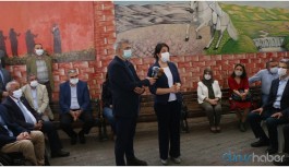 Gazi Cemevi'ni ziyaret eden Pervin Buldan: Özür dilenmeli