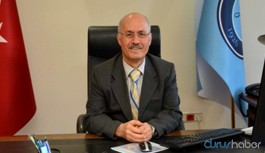 'Kızların resimlerini de görüyoruz böylece, çaktırma' diyen dekan istifa etti