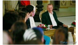 Cumhurbaşkanı Erdoğan'ın 21 danışmanı var