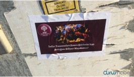 Genç kadınlar şiddet ve istismara karşı sokakta