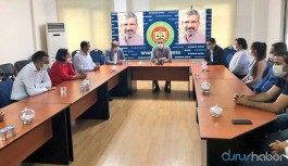 HDP, 'Darbeye karşı demokrasi yürüyüşü'nü ziyaretlerle sürdürüyor