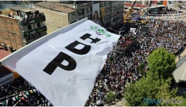 HDP yürüyüşüne engel girişimlerine tepki