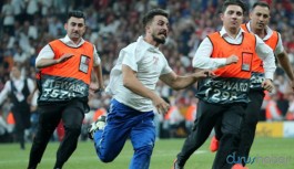 UEFA Süper Kupa final maçında sahaya atlayan YouTuber’a büyük şok