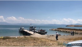 Van Gölü'nde mültecileri taşıyan tekne battı
