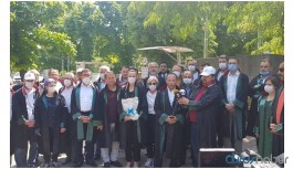 Baro başkanları hukukçu vekillere cübbe gönderdi: Ya cübbeye düğme dikin, ya da bu tekliften vazgeçin