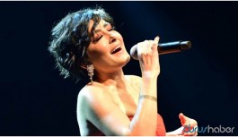 Polis şarkıcı Melek Mosso'yu sahneden indirdi