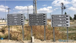 Kayyım tarafından Kürtçe tabelalar söküldü