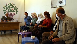 Gözaltılara tepki göstererek HDP’ye üye oldular