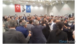 İBB Meclisi'nde kavga çıktı