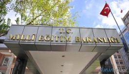'Okulda öpüşme' davasında karar