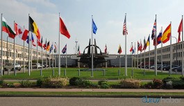 Türkiye-Yunanistan askeri heyetleri toplantısı NATO Karargâhı'nda başladı