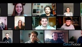 Video konferansla ders anlatan profesör canlı yayında koronadan öldü