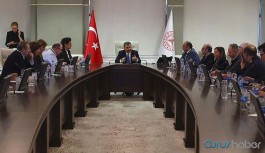 Bilim Kurulu üyesi duyurdu: 'Yeni önlemler alınabilir'