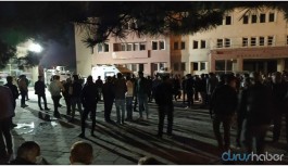 Hakkari’de 2 tutuklama: Baygınlık geçiren kişi hastaneye kaldırıldı