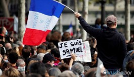Paris'te başı kesilen öğretmen Samuel için binler sokağa çıktı