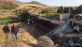 Yozgat'ta tren kazası: 2 makinist yaralandı