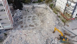 AFAD İzmir'deki son durumu açıkladı: Can kaybı yükseldi