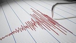 Endonezya'da şiddetli deprem